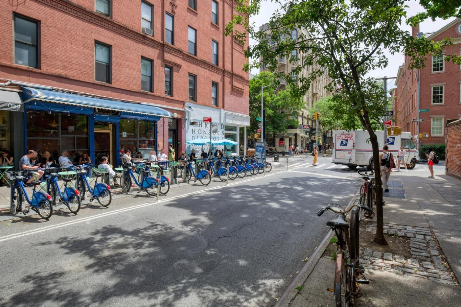 Stunning Nolita 1br W Wd Nr Soho Nyc-805 * New York